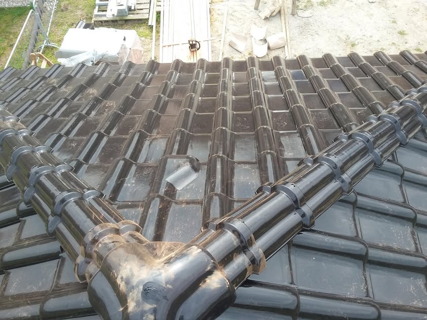 Altánok - Škridla Roben Monza Plus čierna glazúra - Gbely - foto 2