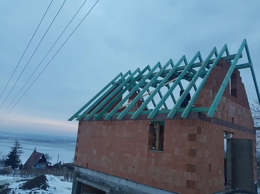 Krov Áčko - Prietržka