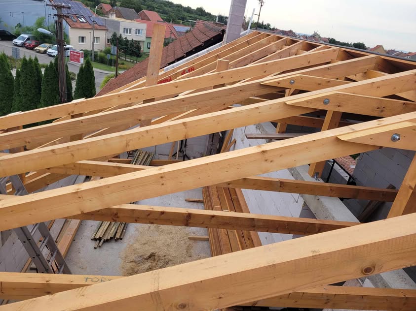 Krov Áčko - Starý Podvorov