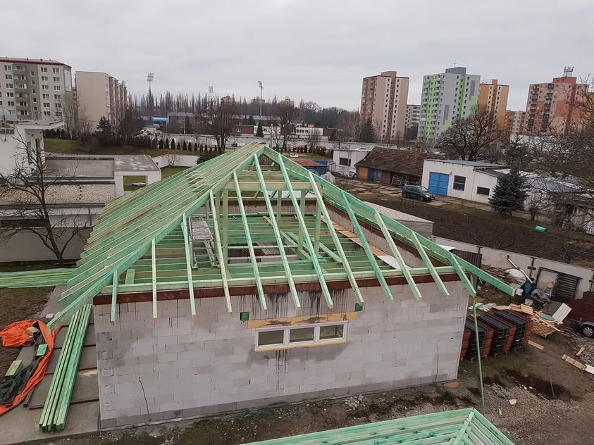 Krov Bungalov - Senica