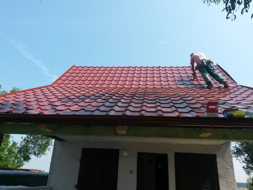 Plechová krytina - Blachotrapez Diament Eco Plus tmavočervená