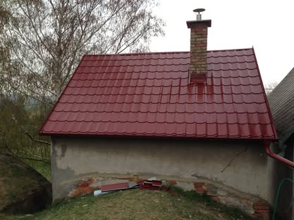 Plechová krytina - BP2 Afla Plus červená - Popudinské Močidľany - foto 2