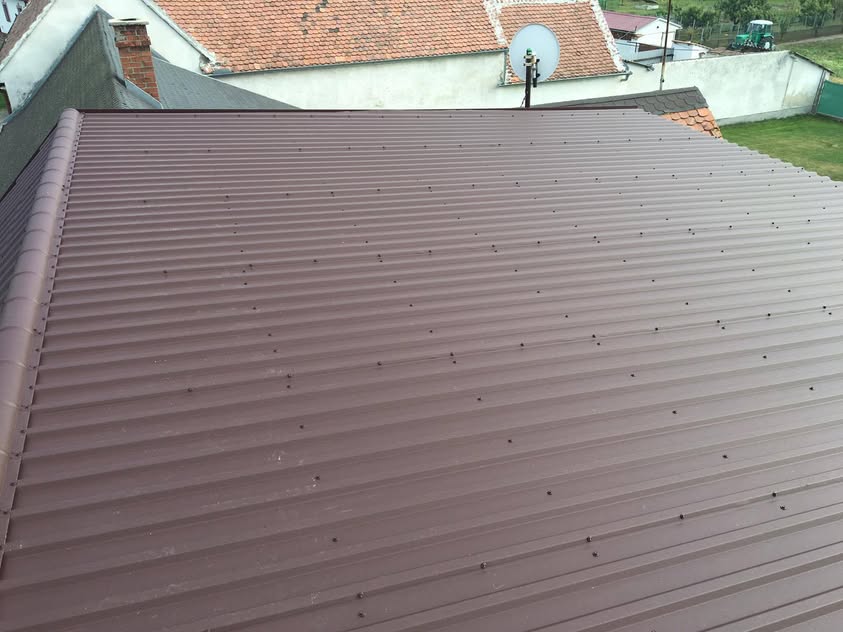 Plechová krytina - BP2 Afla Plus hnedá - Vrádište