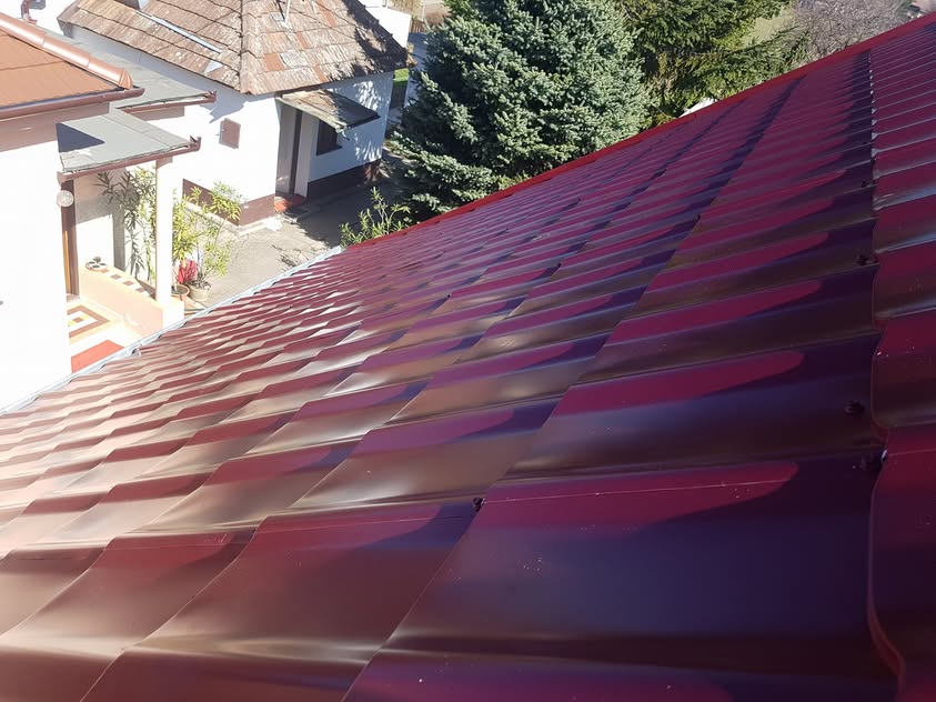 Plechová krytina - BP2 Afla Plus vínová - Košúty - foto 3