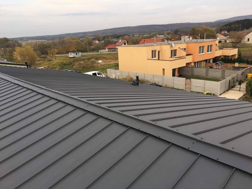 Plechová krytina - Metrotile mKlip antracitová - Stupava - foto 3
