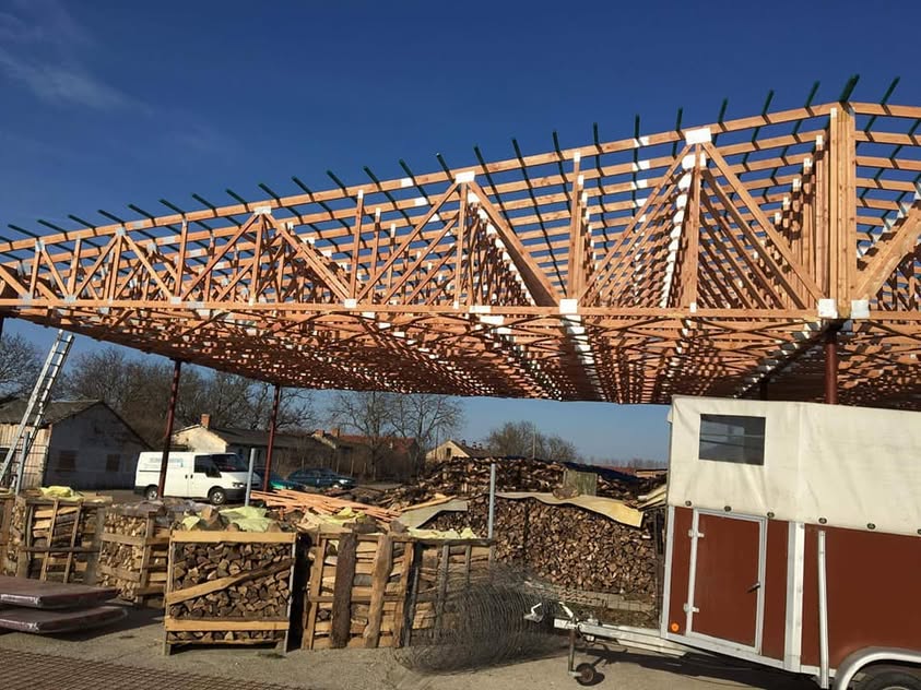 Plechová krytina - Trapézový plech T18 červená - Kopčany