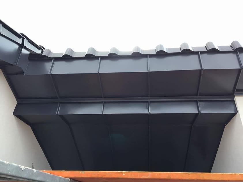 Plechové podhľady čierne - foto 4