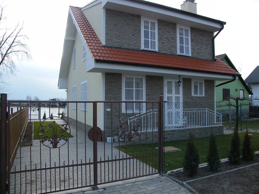 Škridla Bramac Klasik Protector tehlovčervená - Adamov - foto 4