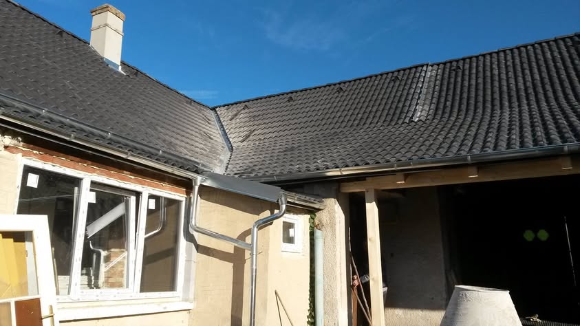 Škridla Bramac Rímská Novo čierna - Gbely - foto 2