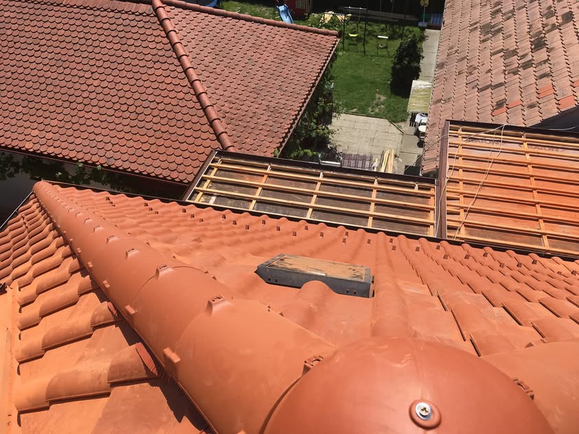 Škridla Creaton Balance červená engoba - Gbely