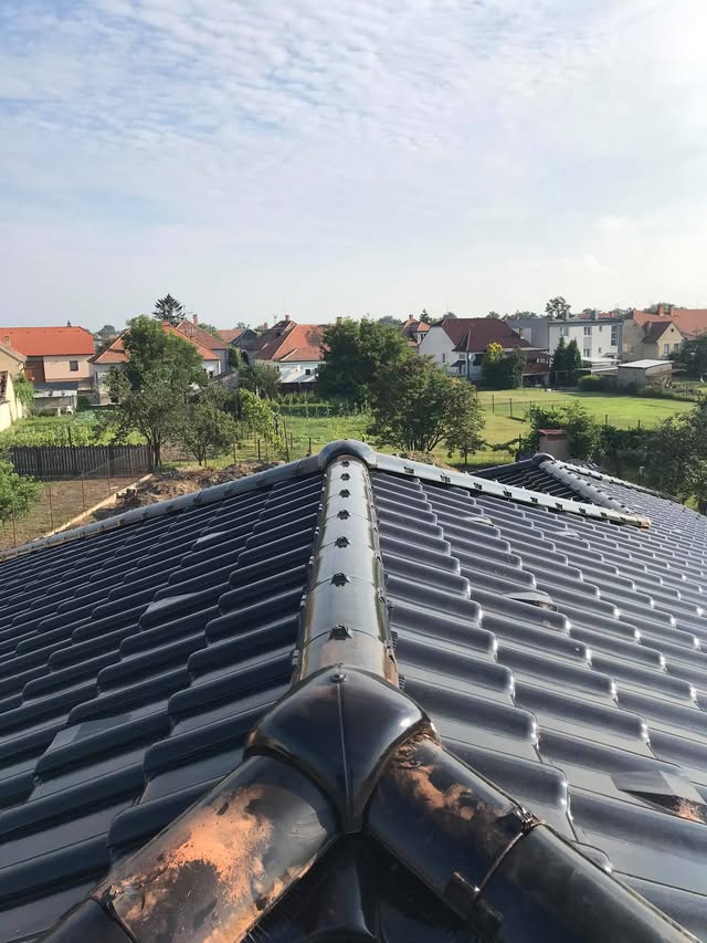 Škridla Creaton Balance čierna glazúra - Brodské - foto 3