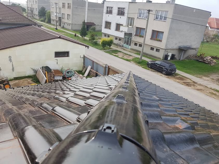 Škridla Creaton Balance čierna glazúra - Kopčany - foto 2