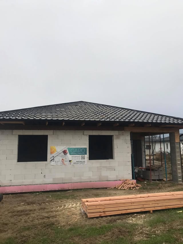 Škridla Creaton Balance čierna glazúra - Senica
