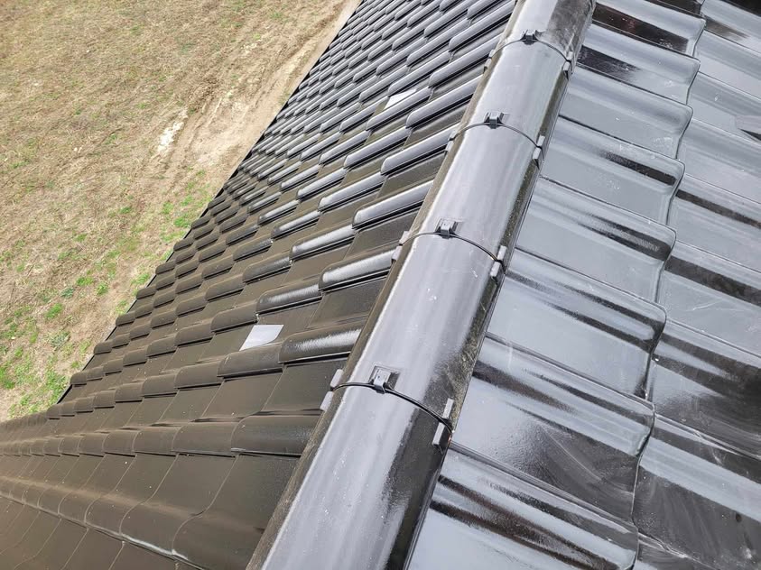 Škridla Creaton Balance čierna glazúra - Veselí nad Moravou - foto 3