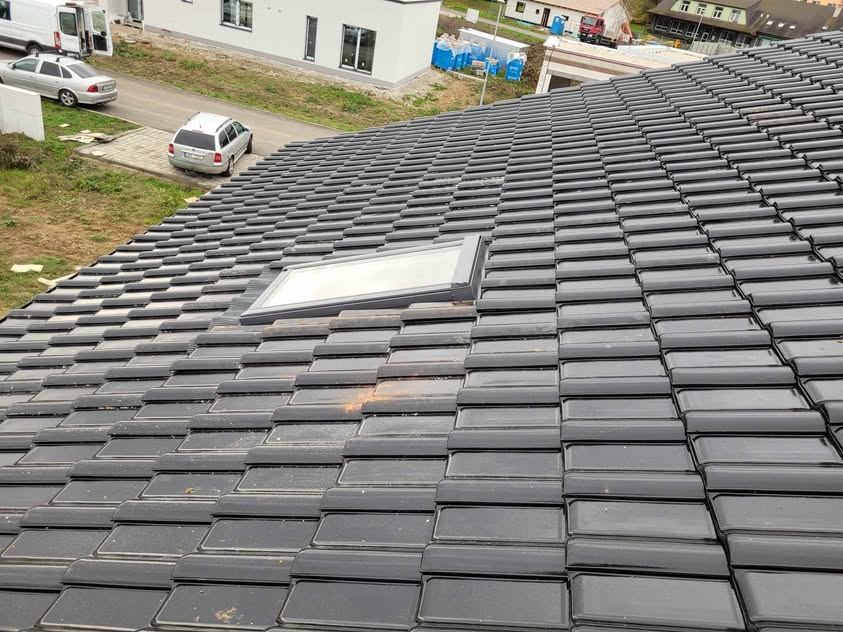 Škridla Creaton Balance čierna glazúra - Veselí nad Moravou - foto 7