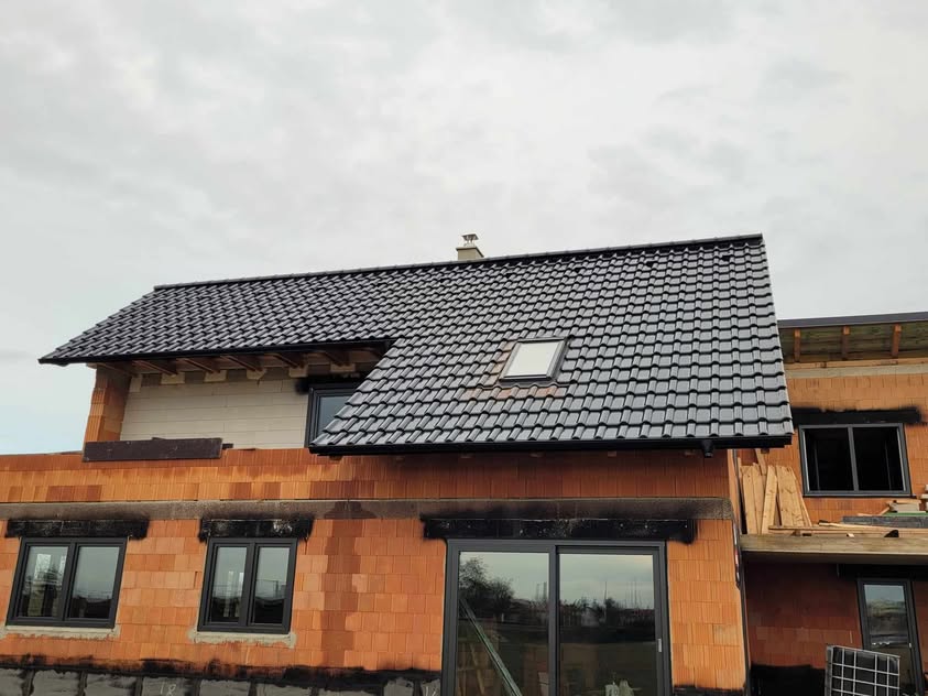 Škridla Creaton Balance čierna glazúra - Veselí nad Moravou - foto 8