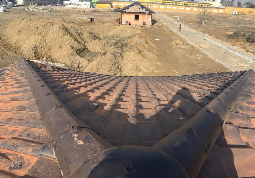 Škridla Creaton Balance čierna matná engoba - Senica