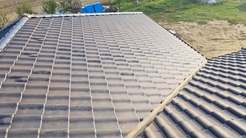 Škridla Creaton Magnum bridlicovočierna engoba - Smolinské - foto 4