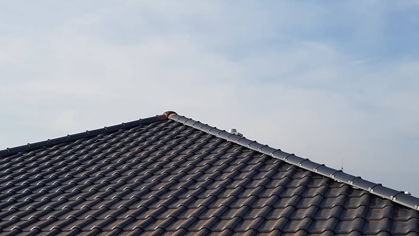 Škridla Creaton Magnum bridlicovočierna engoba - Smolinské - foto 9