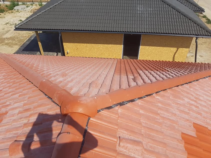 Škridla KM Beta Briliant tehlovočervená - Senica