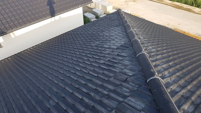 Škridla KM Beta Elegant čierna - Senica