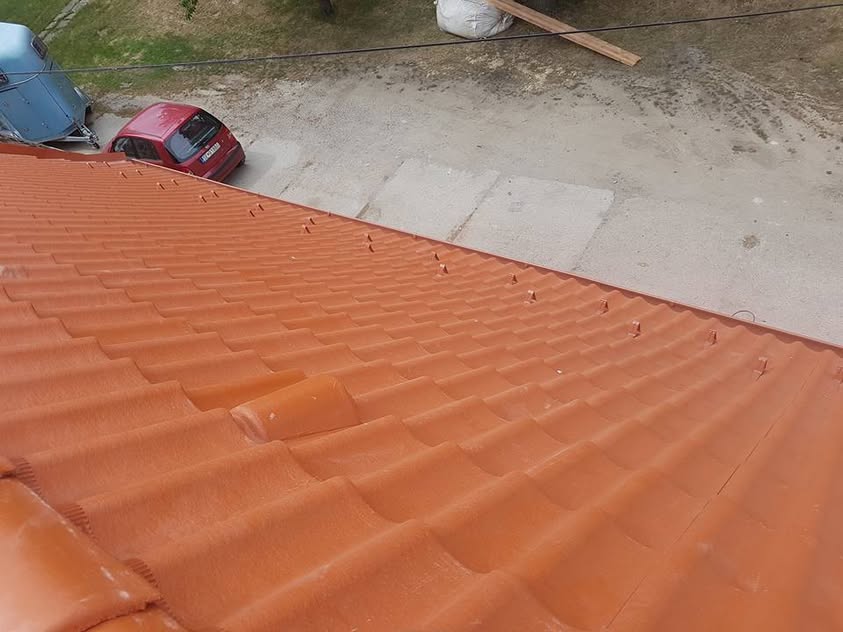 Škridla KM Beta Elegant tehlovočervená - Radošovce - foto 3