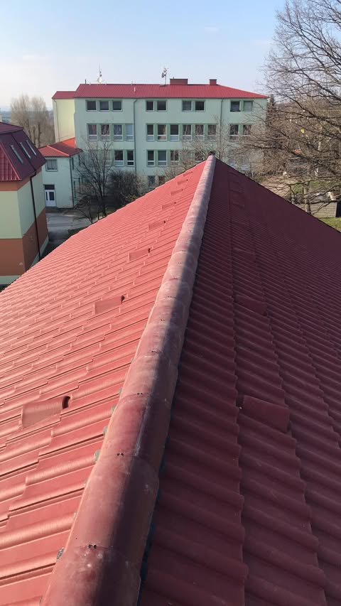 Škridla KM Beta Elegant višňová - Blatnice pod Svatým Antonínkem - foto 4