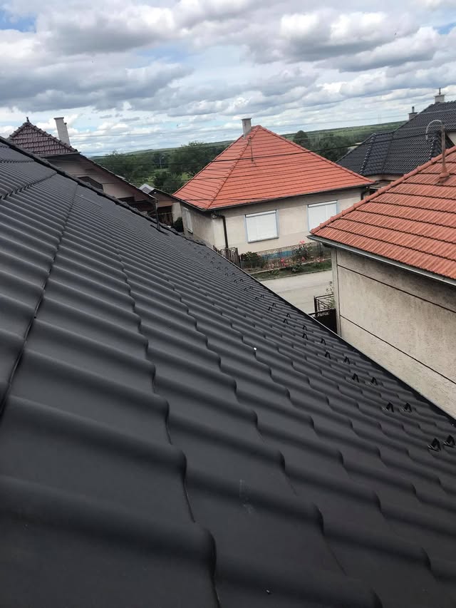 Škridla Roben Piemont antracitová engoba - Cerová - foto 4
