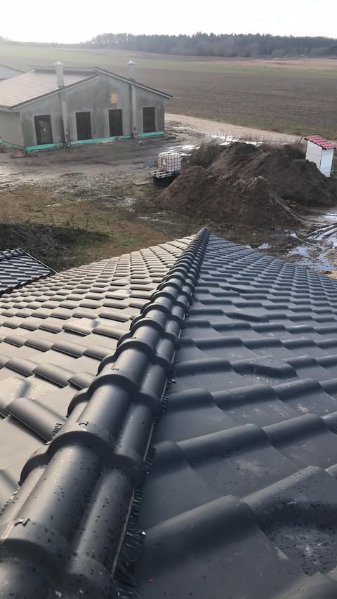 Škridla Roben Piemont antracitová engoba - Gbely - foto 3