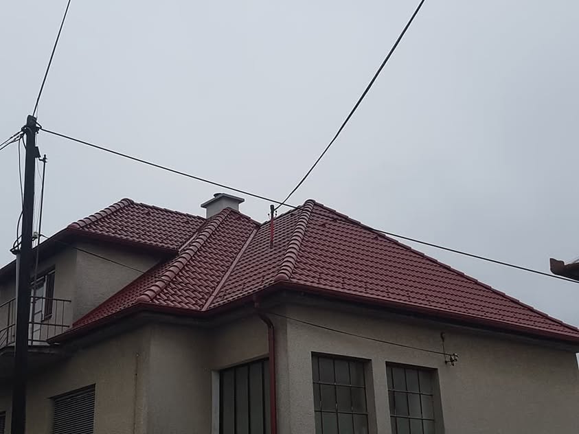 Škridla Terran Danubia colorsystems višňová - Gbely