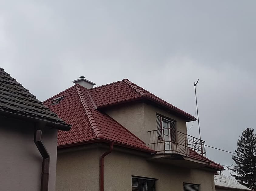 Škridla Terran Danubia colorsystems višňová - Gbely - foto 2