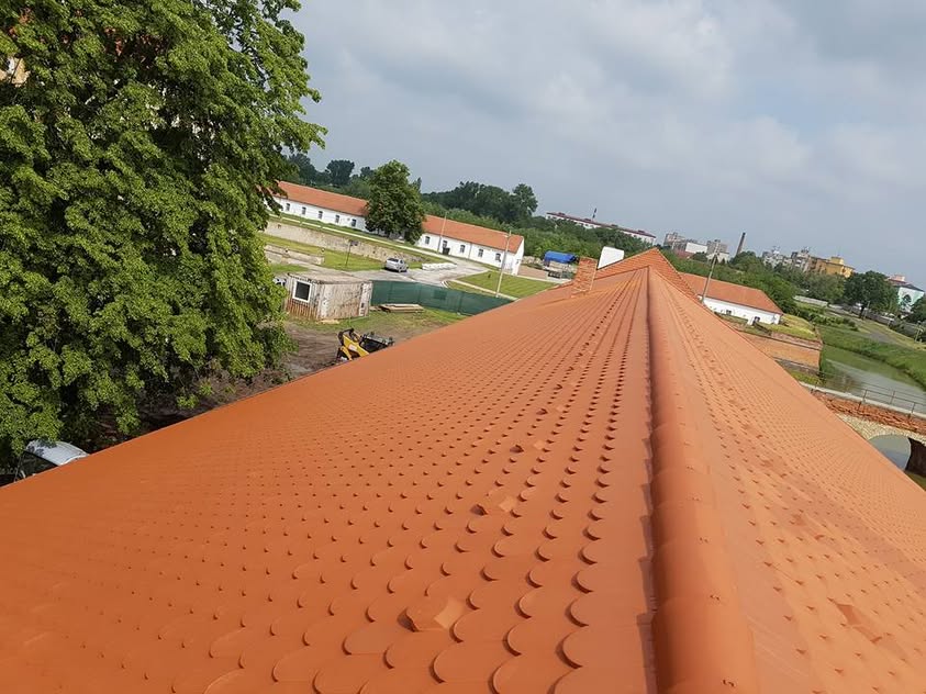 Škridla Tondach Bobrovka prírodná - Koniareň Márie Terézie Holíč - foto 2