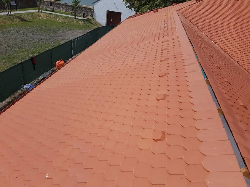 Škridla Tondach Bobrovka prírodná - Koniareň Márie Terézie Holíč - foto 3