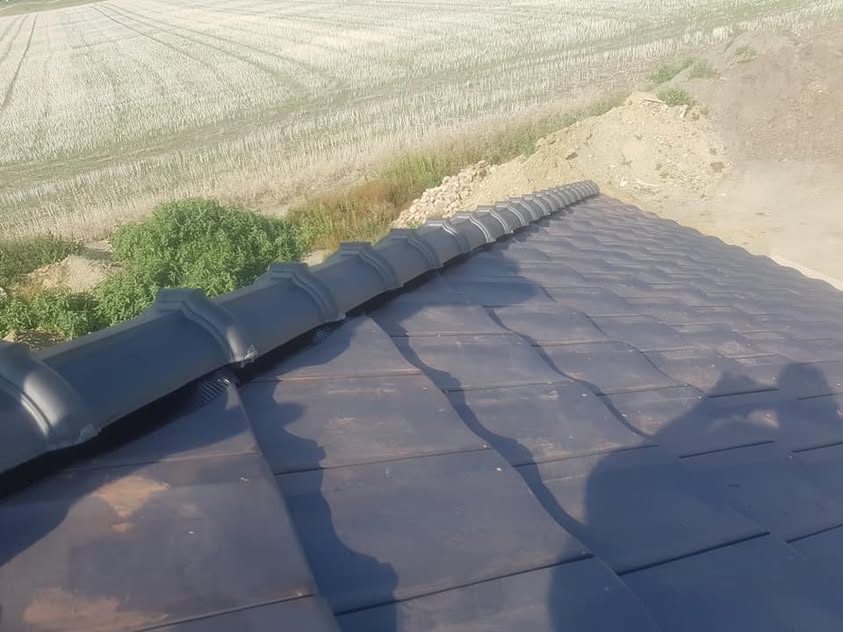 Škridla Tondach Bolero čierna engoba - Skalica