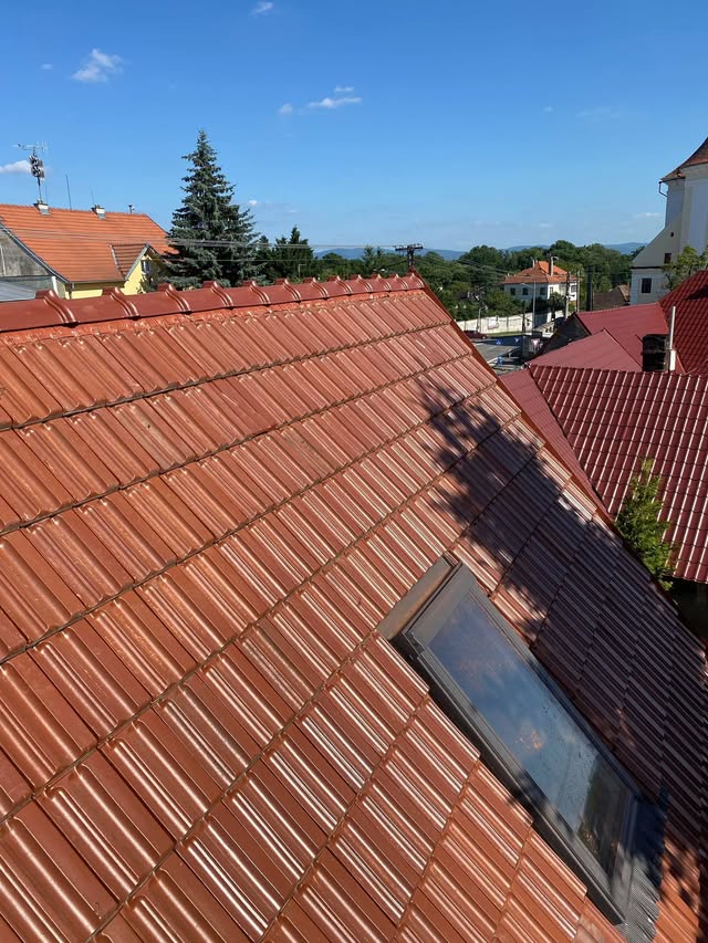 Škridla Tondach Francúzská 14 červená engoba - Veľké Leváre - foto 2
