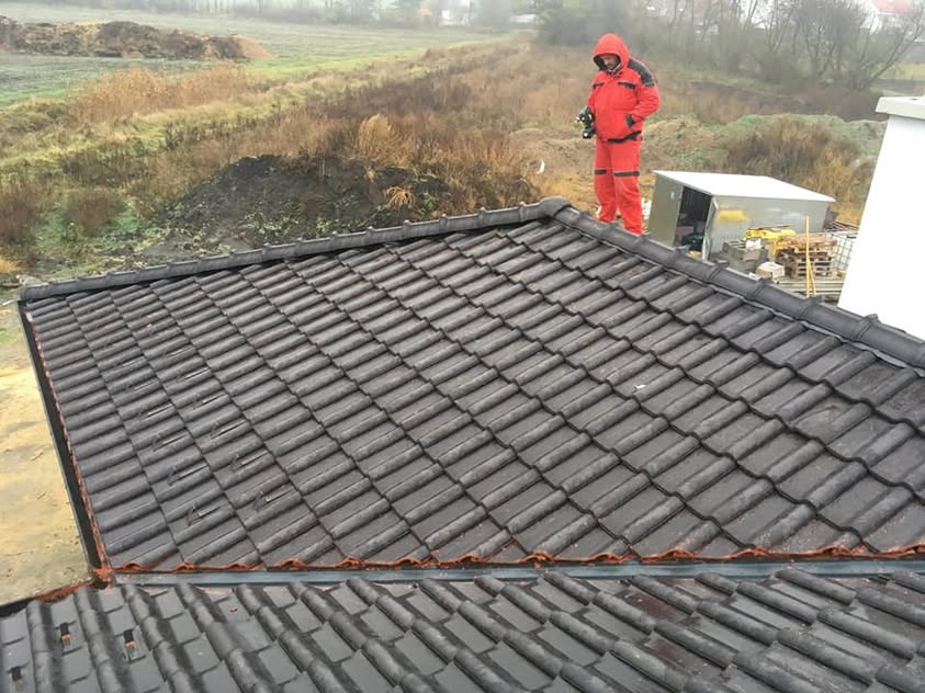 Škridla Tondach Samba 11 čierna engoba - Jakubov - foto 4