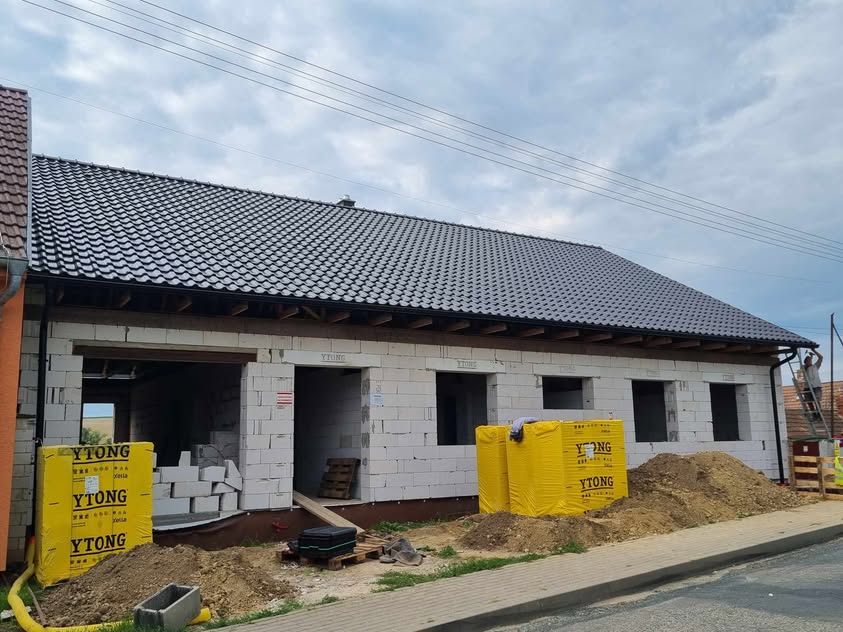 Škridla Tondach Samba 11 čierna glazúra - Nový Podvorov