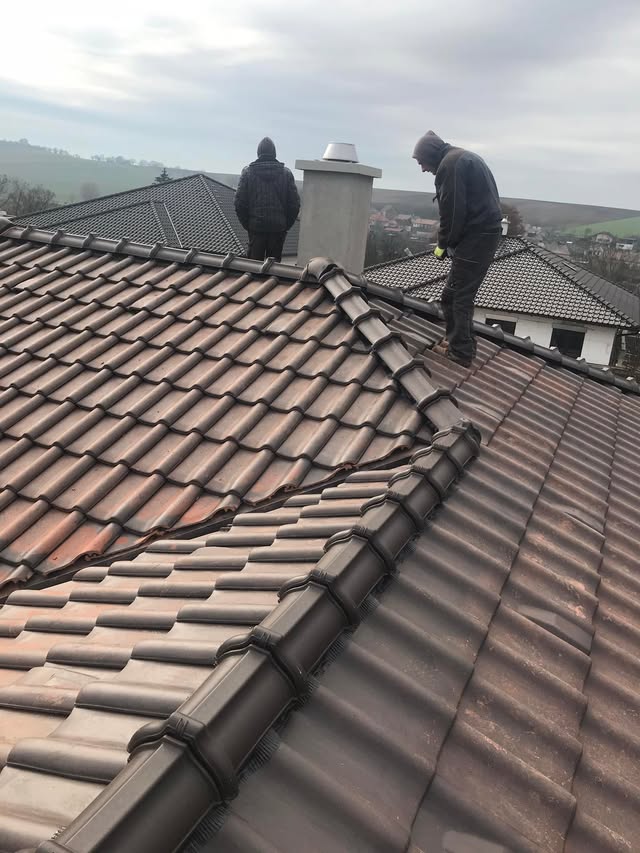 Škridla Tondach Samba 11 hnedá engoba - Petrova Ves - foto 2