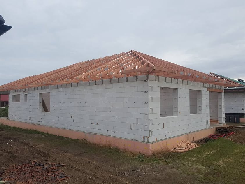 Väzníkový krov - Vrádište 2 - foto 2